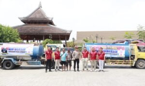 Desa Selopuro Lasem Terima Penyaluran Air Bersih/polres rembang IMG 20240924 WA0028 768x431 1 - Rembang