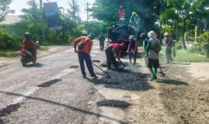 Perbaikan jalan di Rembang/rembangkab IMG 20240403 WA0013 1080x500 1 - Rembang