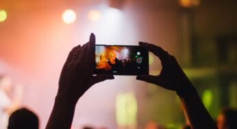 5 Trik Merekam Fancam Menggunakan HP, Biar Hasilnya Gak Kecewa!