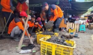 Pemkab Lakukan Upaya Pencegahan Banjir yang Sering Melanda Pasar Rembang/rembangkab Pemkab Lakukan Upaya Pencegahan Banjir yang Sering Melanda Pasar Rembang/rembangkab