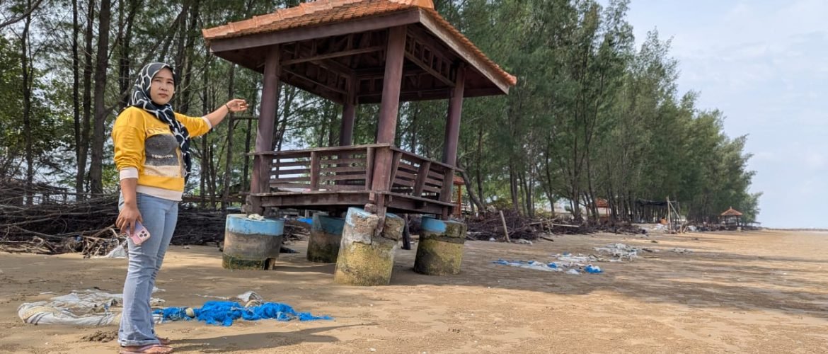 Ancaman Nyata Abrasi di Pesisir Pantai Rembang/rembangkab Ancaman Nyata Abrasi di Pesisir Pantai Rembang/rembangkab