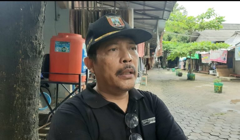 Kepala Dinas Perdagangan, Koperasi, dan UKM (Dindagkop UKM) Kabupaten Rembang, Mahfudz /jatengprov