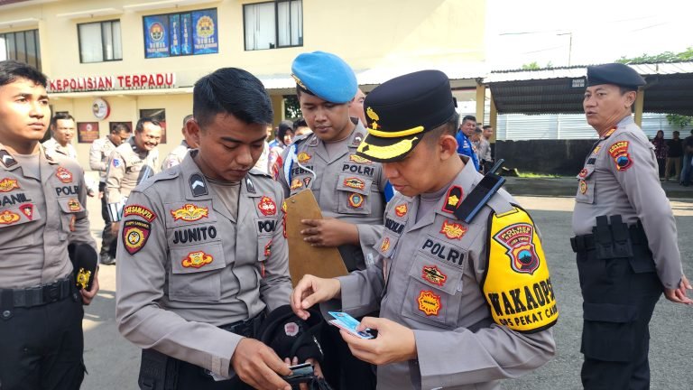 Jelang Operasi Ketupat Candi 2025, Personel Polres Rembang Jalani Pengecekan Kedisiplinan/polres rembang