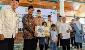 Baznas Rembang Salurkan Santunan 400 Anak Yatim-Piatu /rembangkab