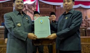 DPRD Rembang Sahkan Empat Raperda/rembangkab