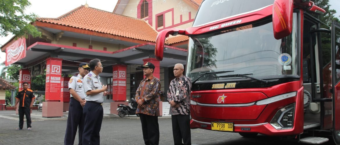 Bupati Rembang Lepas Empat Bus Mudik di Balai Kartini/rembangkab