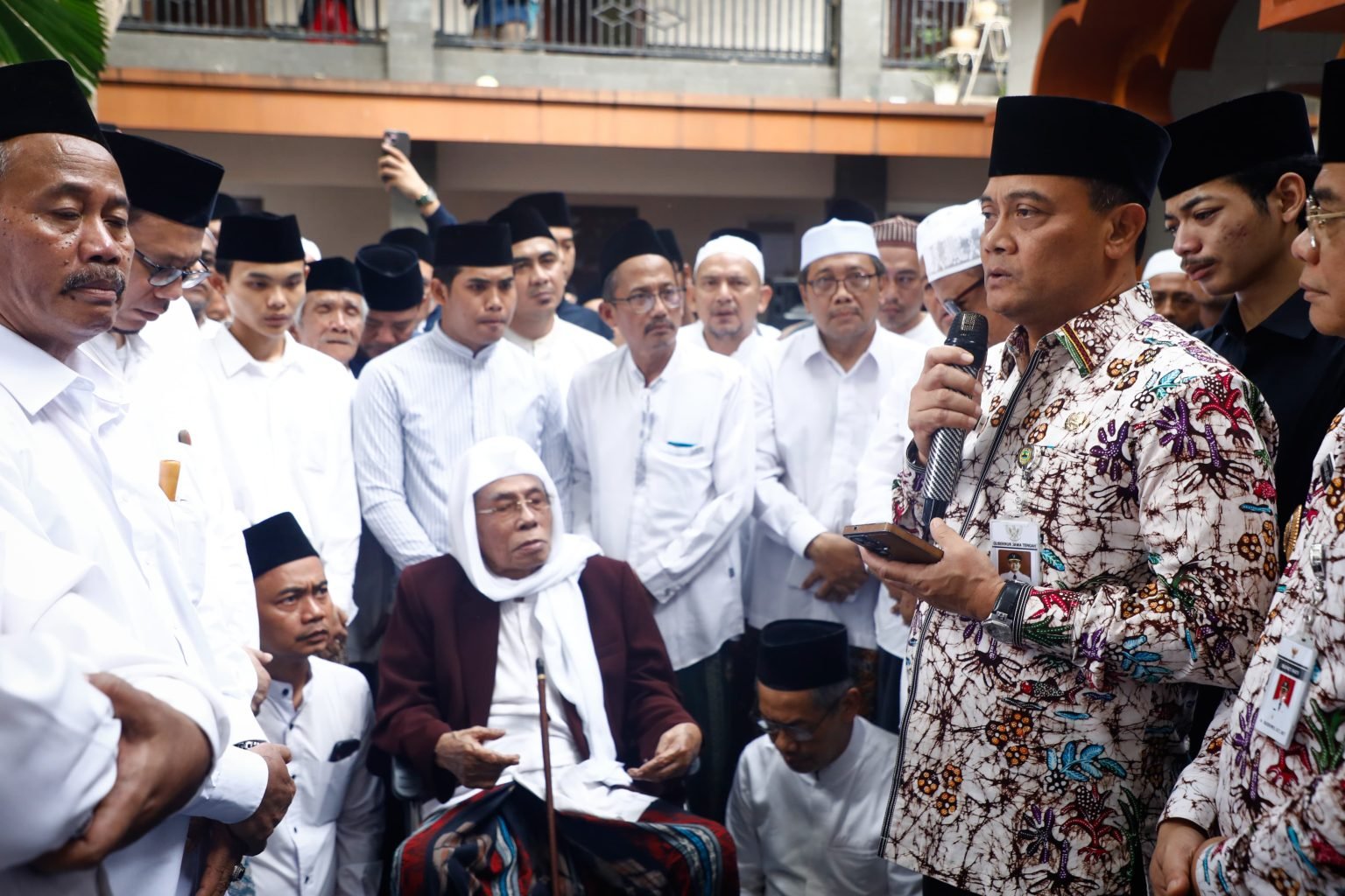 IMG 20250508 WA0050 1536x1024 1 - Gubernur dan Wagub Jateng