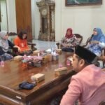 Gerakan Ibu Menanam Pohon Jadi Upaya Tingkatkan Ketahanan Pangan /rembangkab Gerakan Ibu Menanam Pohon Jadi Upaya Tingkatkan Ketahanan Pangan /rembangkab