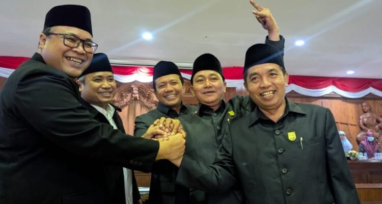 Rapat Paripurna DPRD Rembang bersama Pemkab Rembang/rembangkab
