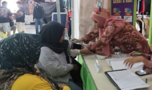 Warga Rembang Antusias Ikuti Cek Kesehatan Gratis di Rembang Expo 2025/rembangkab