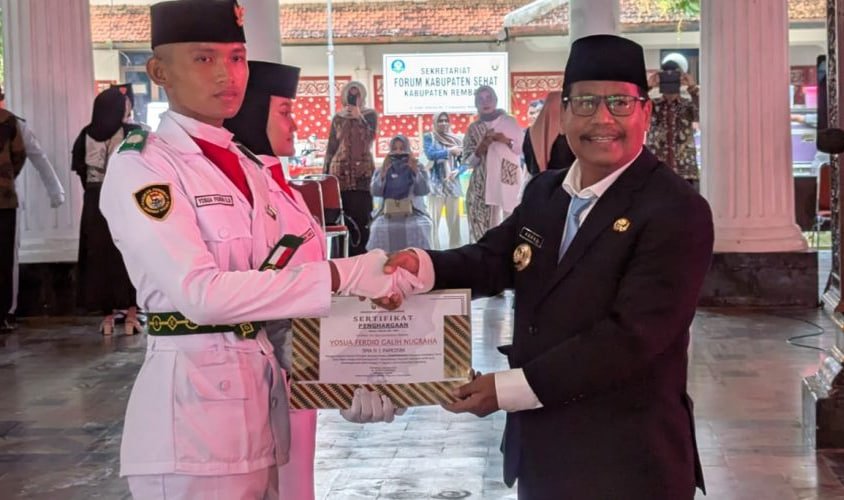 Pengukuhan Pasukan Pengibar Bendera Pusaka (Paskibraka) Kabupaten Rembang/rembangkab