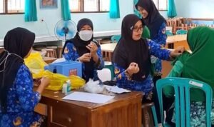 Imunisasi HPV untuk Cegah Kanker Serviks/rembangkab