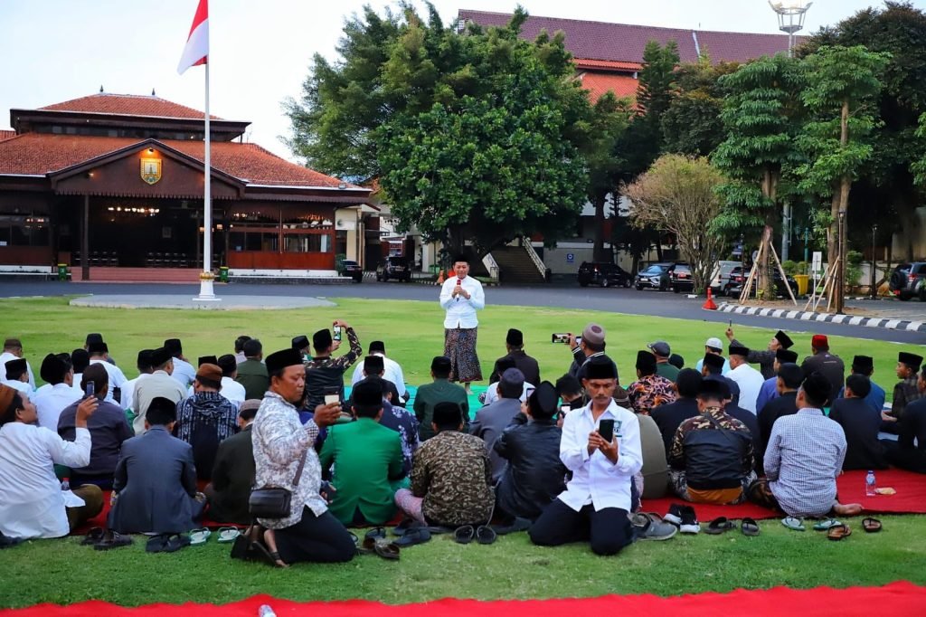 aksi damai santri Kudus di Alun-alun Kudus/polres kudus
