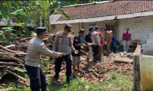 Rumah di Kebumen Roboh Akibat Bangunan Rapuh/tribatranews
