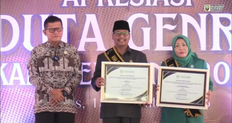 Bupati Rembang dan Istrinya Dilantik Jadi Ayah Bunda Genre/rembangkab Bupati Rembang dan Istrinya Dilantik Jadi Ayah Bunda Genre/rembangkab