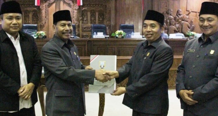 Pemkab dan DPRD Rembang Resmi Sepakati RKUA-PPAS 2026/rembangkab Pemkab dan DPRD Rembang Resmi Sepakati RKUA-PPAS 2026/rembangkab