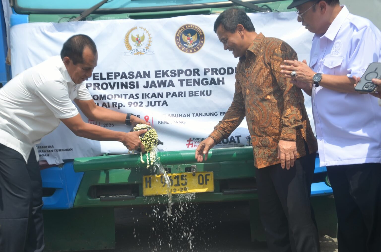 IMG-20251130-WA0051-1536x1017 IMG 20251130 WA0051 1536x1017 1 - Jateng Eskpor