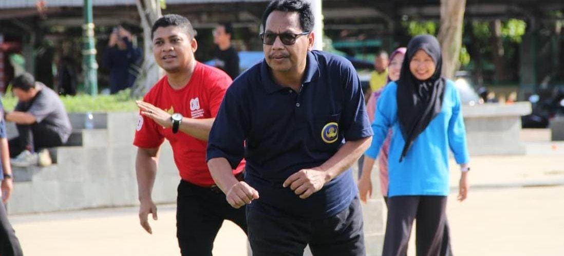 Bupati Rembang, Harno saat senam /rembangkab Bupati Rembang, Harno saat senam /rembangkab