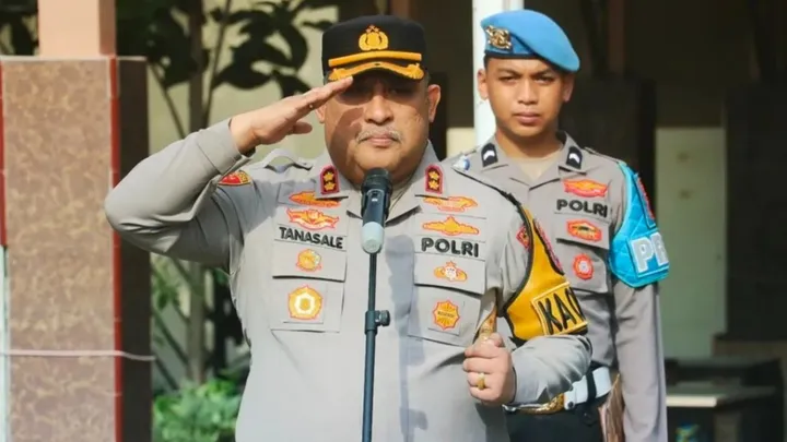 Polda Jatim Copot AKBP William Tanasela dari Jabatan Kapolres Tuban Terkait Dugaan Pungli william
