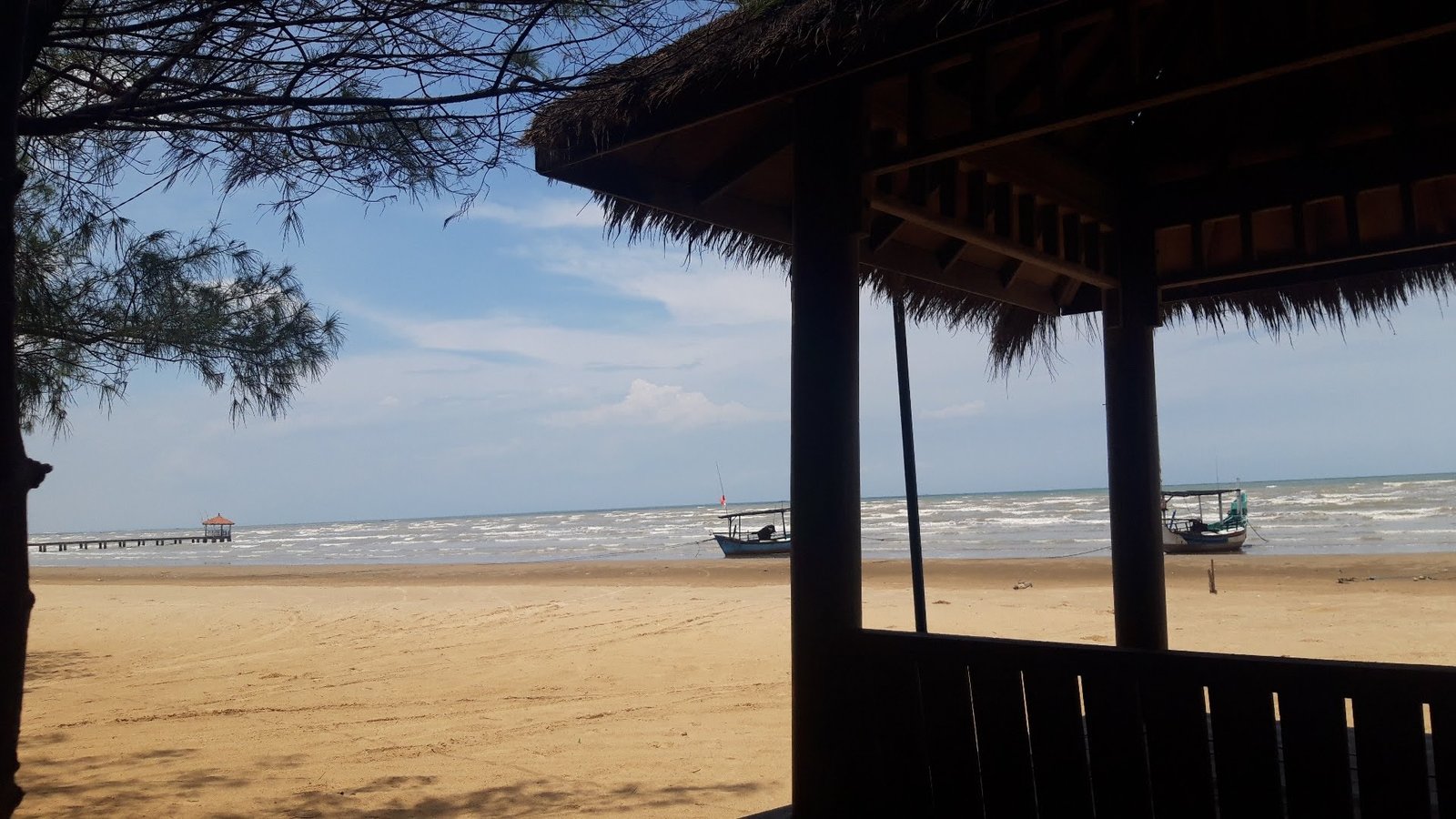 Pantai Karang Jahe /visit Jateng