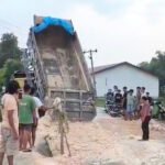 Pemkab Anggarkan Rp10 Miliar untuk Perbaikan Jalan di Rembang yang Rusak Akibat Hujan /jatengprov