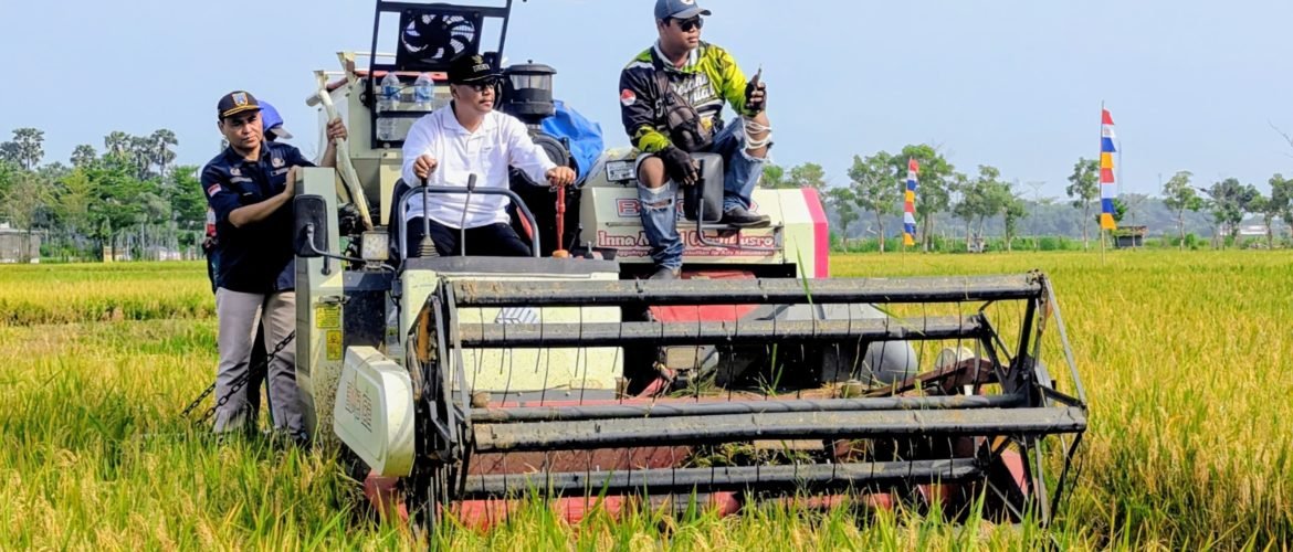Pemkab Rembang Dorong Modernisasi Pertanian/rembangkab
