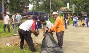 Hari Peduli Sampah Nasional, Ratusan ASN Rembang Bersih-bersih di TPR Kartini/rembangkab