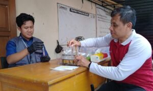 Pastikan Pangan di Kampung Ramadan 2026 Aman, Dindagkop UKM Lakukan Pengecekan/rembangkab