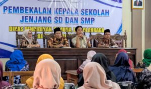 47 Kepala SD hingga SMP di Rembang Dapat Pembekalan /rembangkab