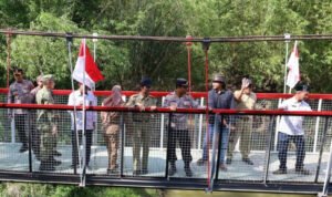 Jembatan Garuda Merah Putih di Kecamatan Sumber Rembang Hubungkan Dua Dusun/rembangkab