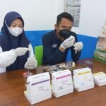 Si Dokkes Polres Rembang Lakukan Food Security di Dapur MBG /rembangkab