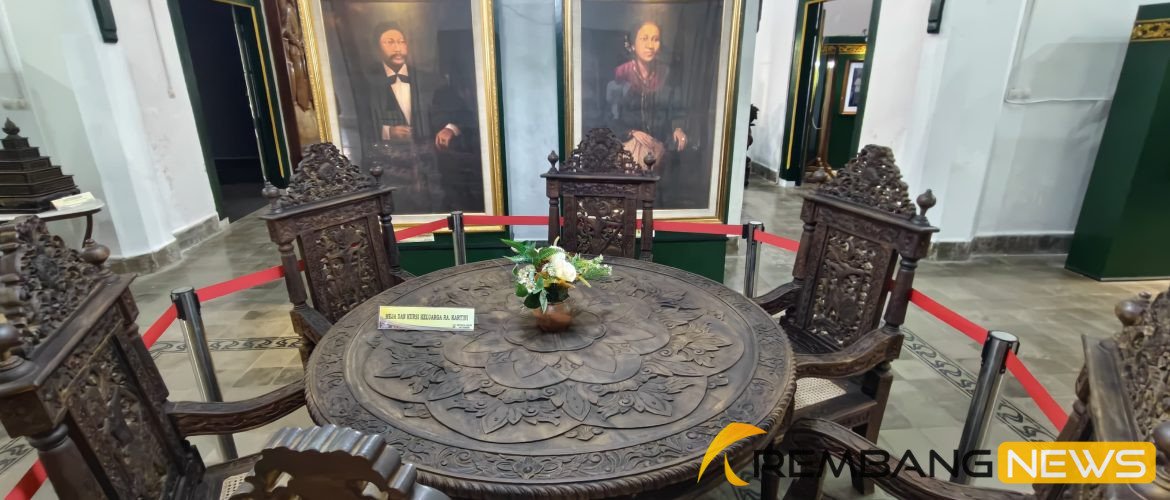 Kisah Hangat di Balik Meja Kayu di Museum RA Kartini Rembang/rembangkab