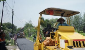 perbaikan jalan di Rembang/rembangkab