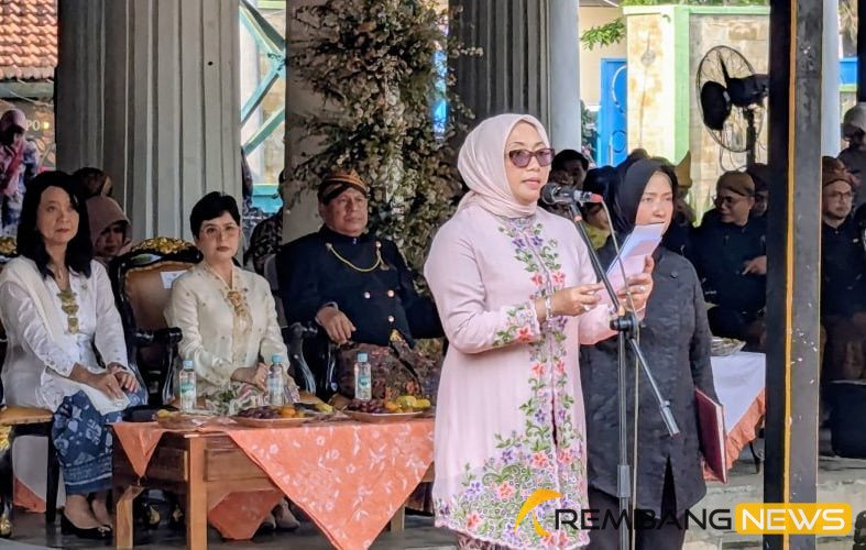 Menpan-RB dan Menteri PPPA Hadiri Upacara Peringatan Hari Kartini di Rembang /rembangkab