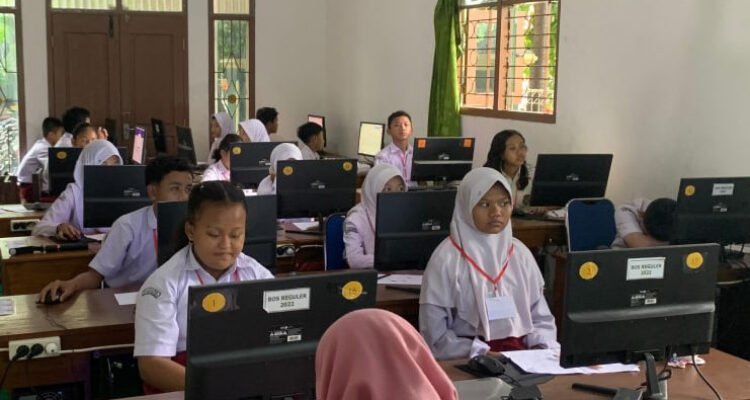 Siswa SD di Rembang Jalani Tes Kemampuan Akademik /rembangkab