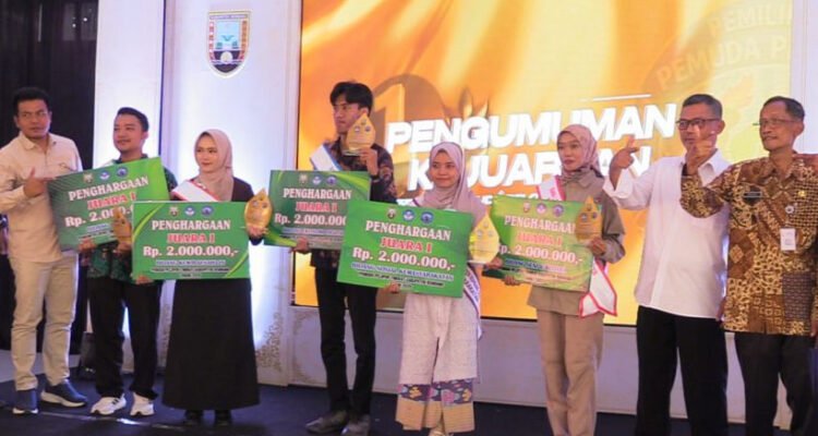Mengenal Lima Pemuda Pelopor Rembang di Berbagai Bidang/rembangkab Mengenal Lima Pemuda Pelopor Rembang di Berbagai Bidang/rembangkab