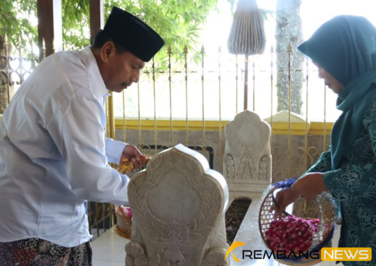 Petugas Gabungan Sita 25.200 batang rokok ilegal dari Operasi di Sulang Rembang /rembangkab Petugas Gabungan Sita 25.200 batang rokok ilegal dari Operasi di Sulang Rembang /rembangkab