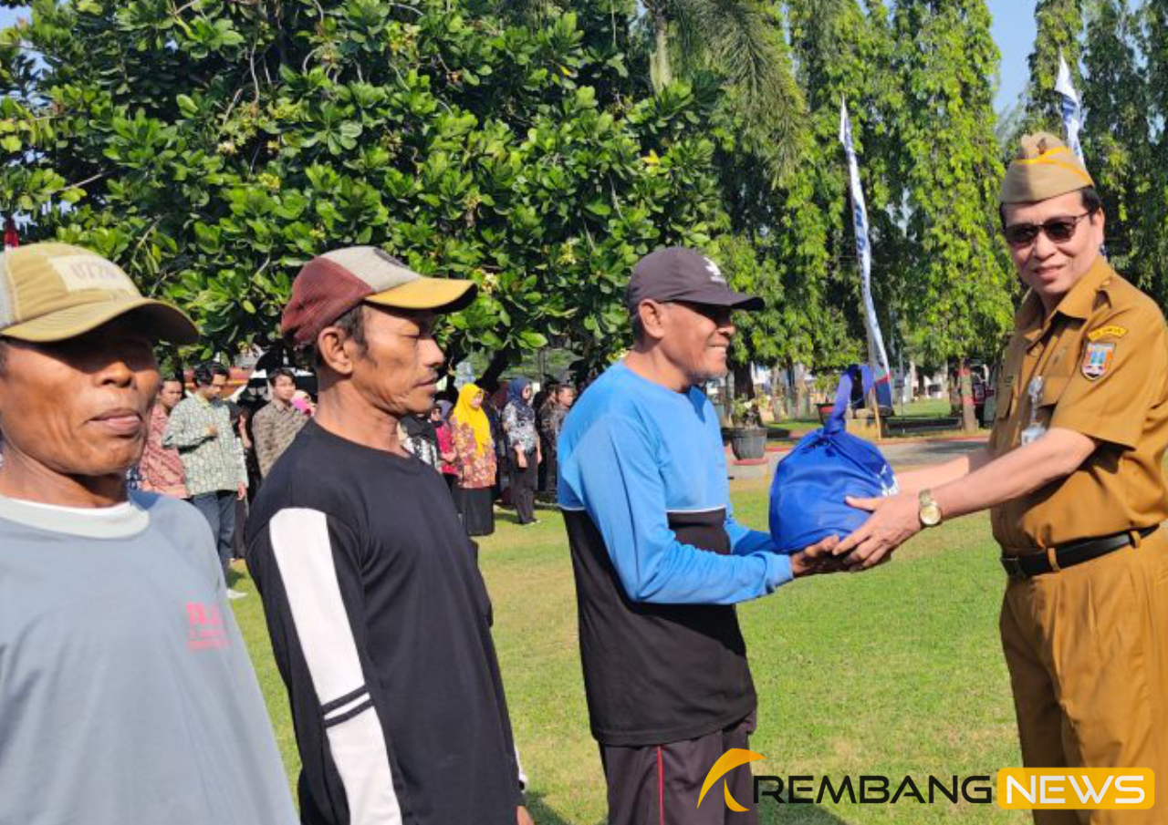 Penyaluran Sembako Pemkab Rembang/rembangkab Penyaluran Sembako Pemkab Rembang/rembangkab