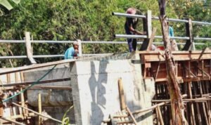 Jembatan Kaliombo Sulang Diperbaiki, Anggaran Rp350 Juta Lebih/rembangkab Jembatan Kaliombo Sulang Diperbaiki, Anggaran Rp350 Juta Lebih/rembangkab
