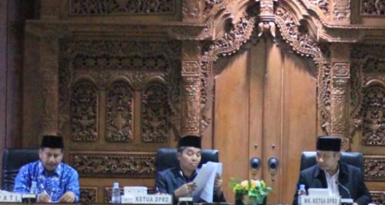 Bupati Rembang Dorong OPD Percepat Pelaksanaan Progam dan Kegiatan/rembangkab Bupati Rembang Dorong OPD Percepat Pelaksanaan Progam dan Kegiatan/rembangkab