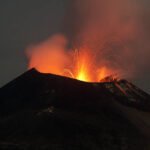 Gunung Anak Krakatau/istock Gunung Anak Krakatau/istock