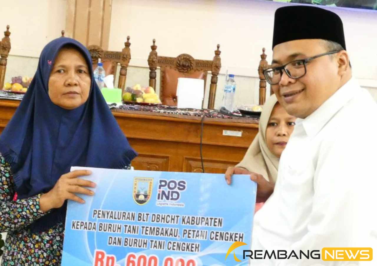 Ribuan Warga Rembang Terima BLT DBHCHT, Total Anggaran Capai Rp5 Miliar Lebih/rembangkab