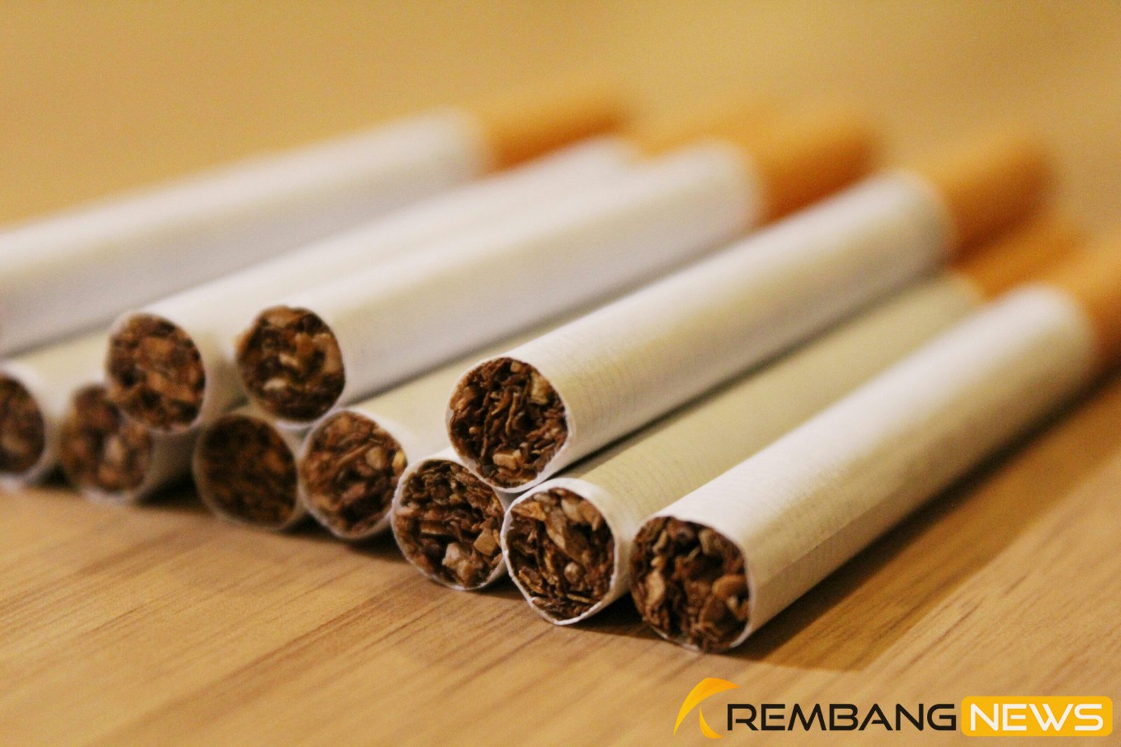Razia Rokok Ilegal di Rembang, Petugas Sita 19.360 Batang Rokok Ilegal/unsplash